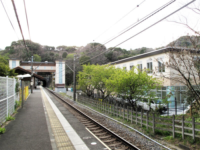 駅ホｰムからの画像